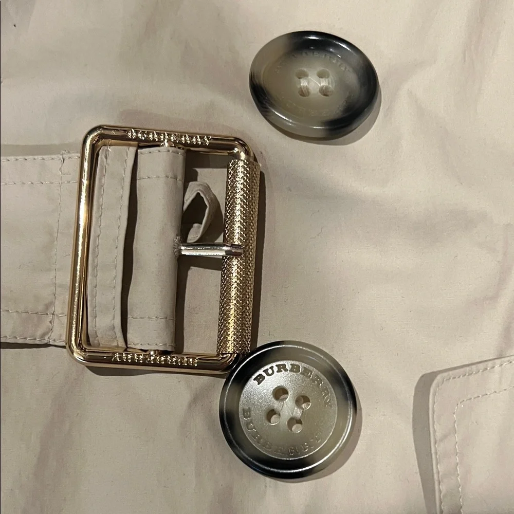 Burberry Brit Cream Double-Breasted Trench Coat with Belt - Picture 4 of 9
